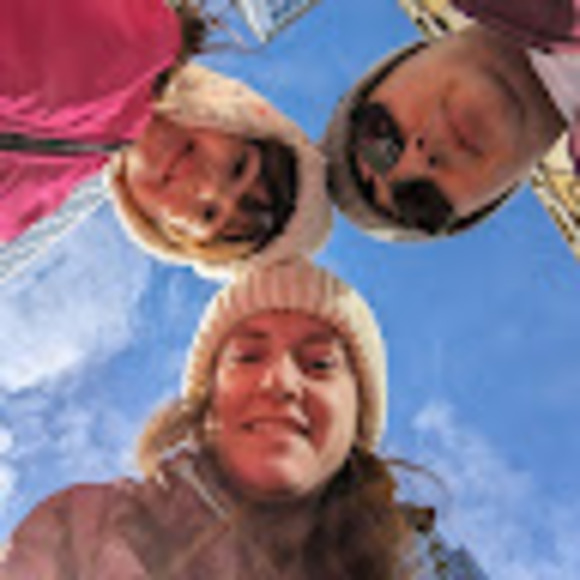 Meet your Posher, Amanda - Picture 1 of 1